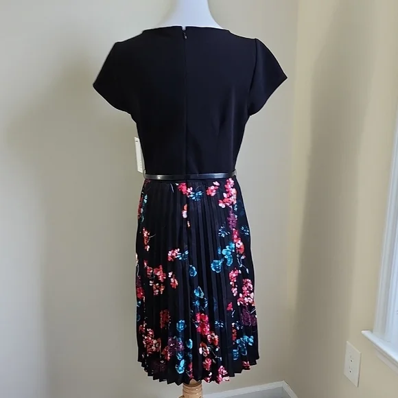 Elle Black Midi Dress with Floral Pleated Skirt Size Petite Large - Picture 4 of 8